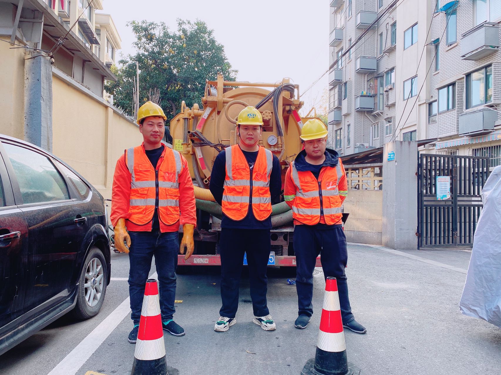 顶山南京某小区管道清淤检测施工